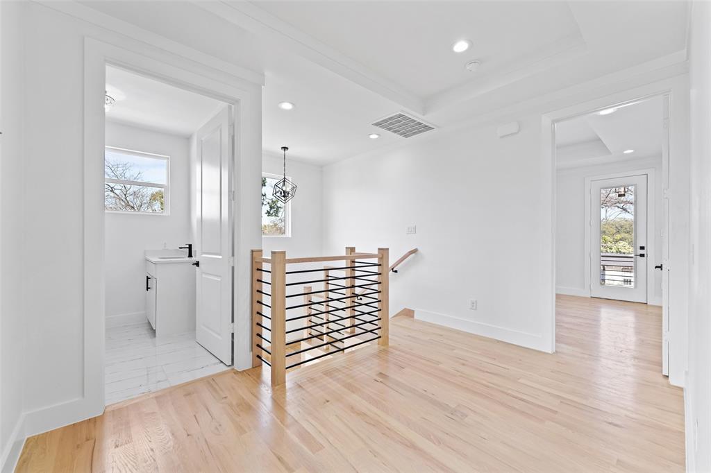 703 Buckalew Street Property Photo 19