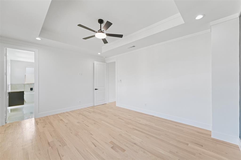 703 Buckalew Street Property Photo 22