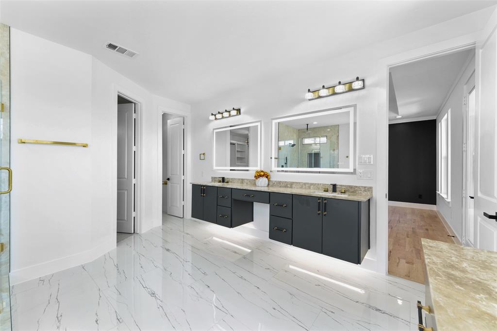 703 Buckalew Street Property Photo 25