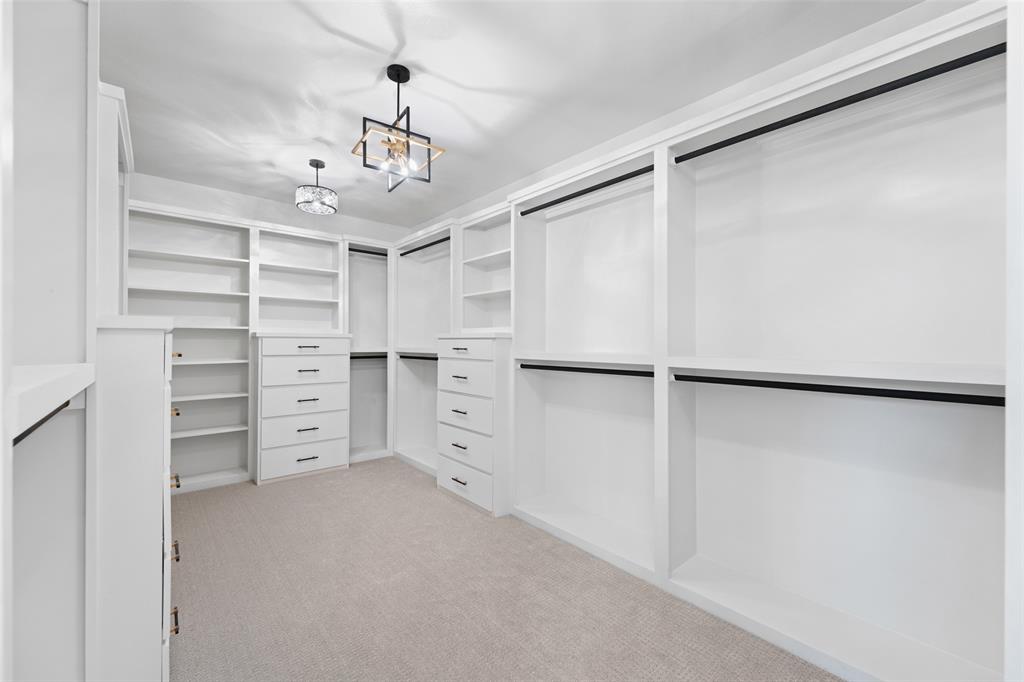 703 Buckalew Street Property Photo 26