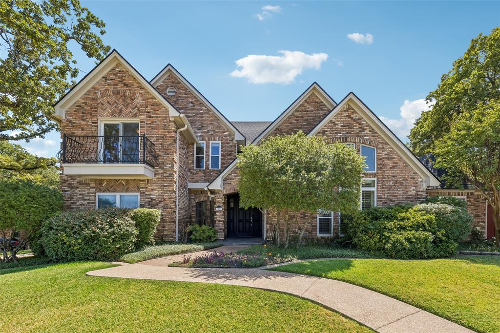 6512 Shorewood Drive Property Photo 1