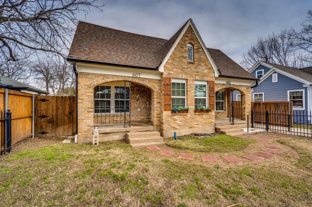 607 W Page Avenue Property Photo 4