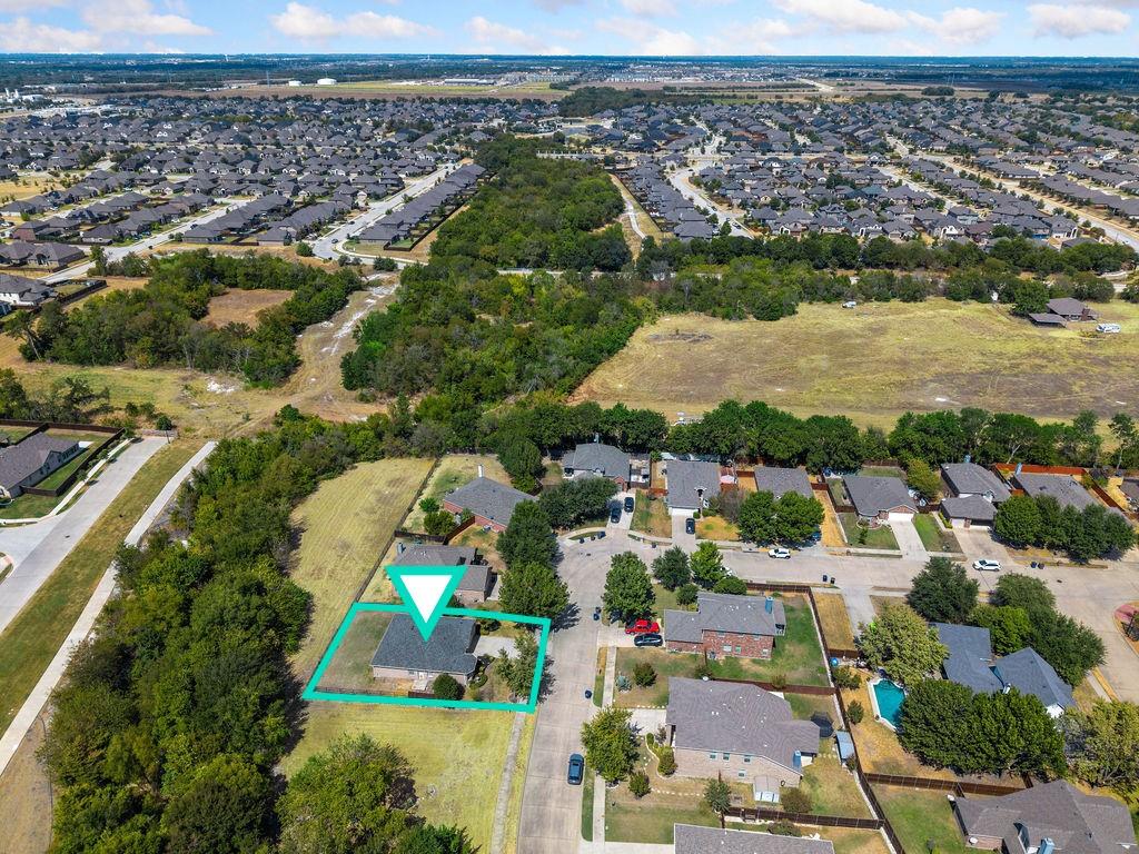 3819 Wolf Creek Lane Property Photo 1