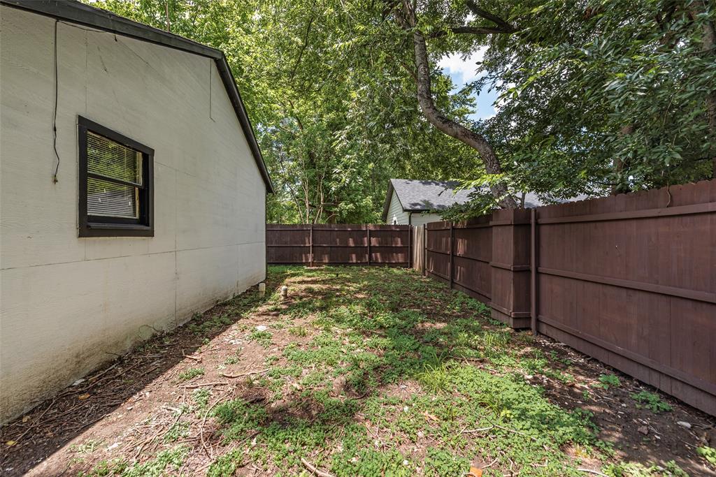 2706 Hector Street Property Photo 16