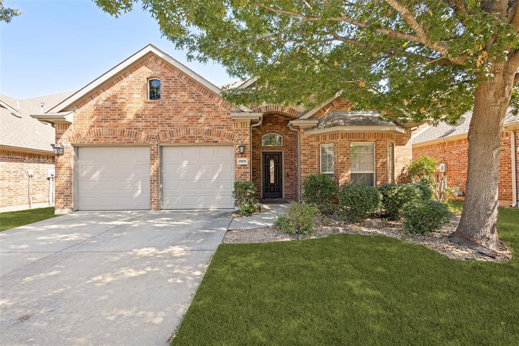 2909 Dog Leg Trail Property Photo 1