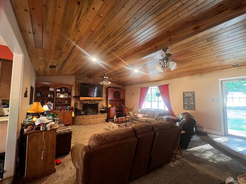 379 Joy Drive Property Photo 4