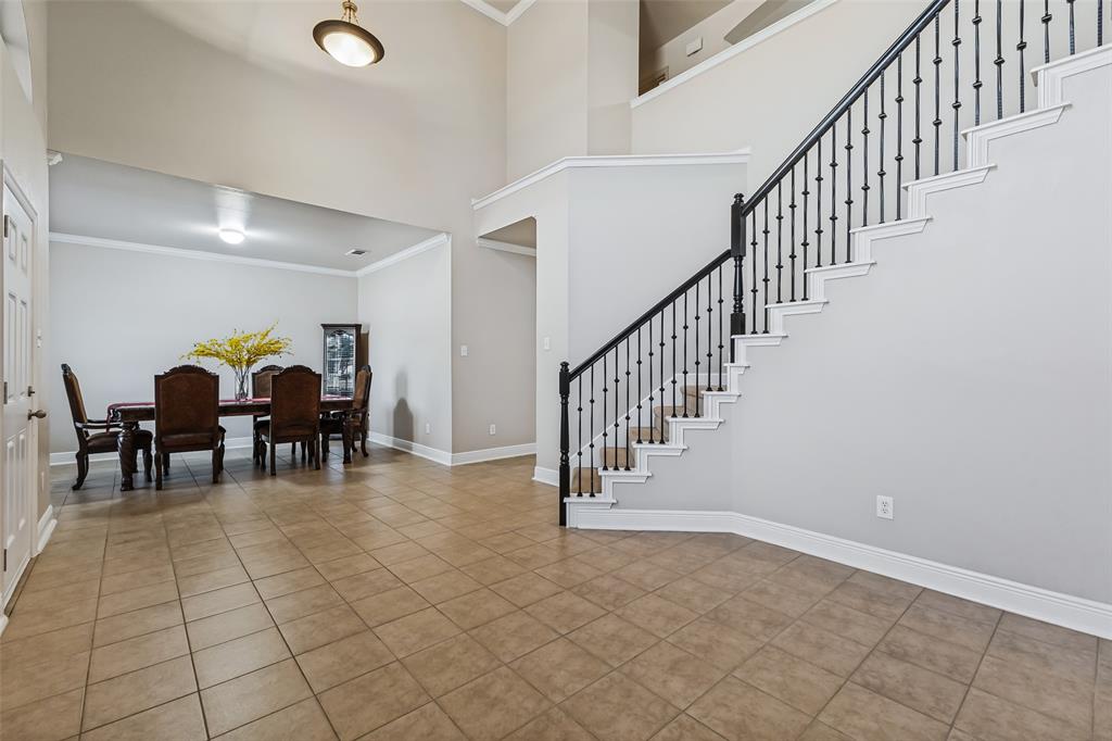 4600 Bonnywood Drive Property Photo 2