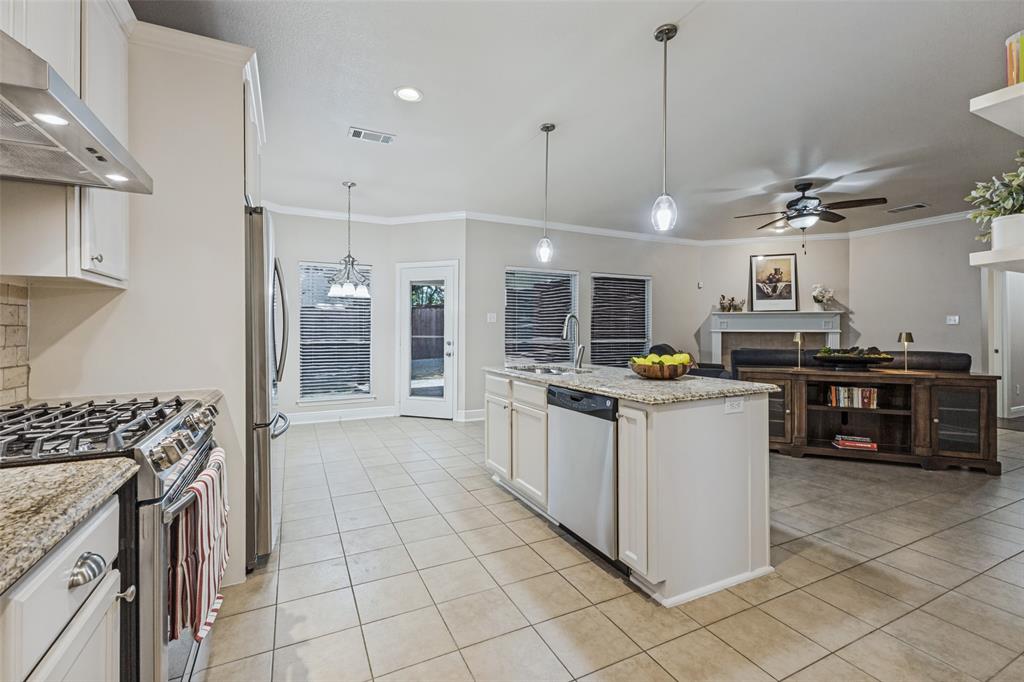 4600 Bonnywood Drive Property Photo 8