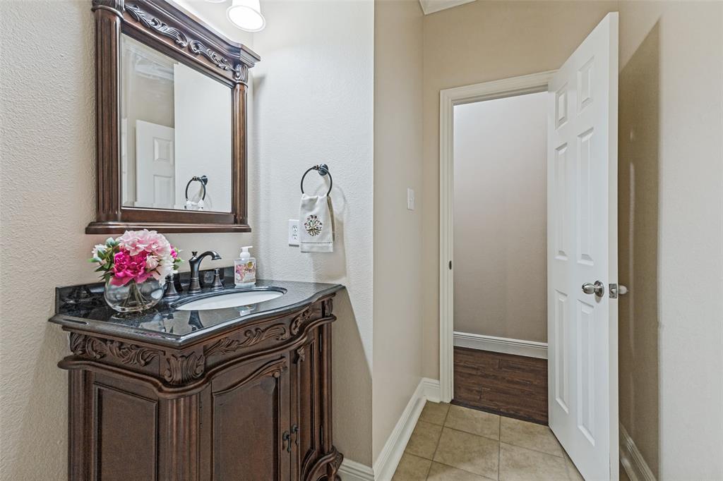 4600 Bonnywood Drive Property Photo 15
