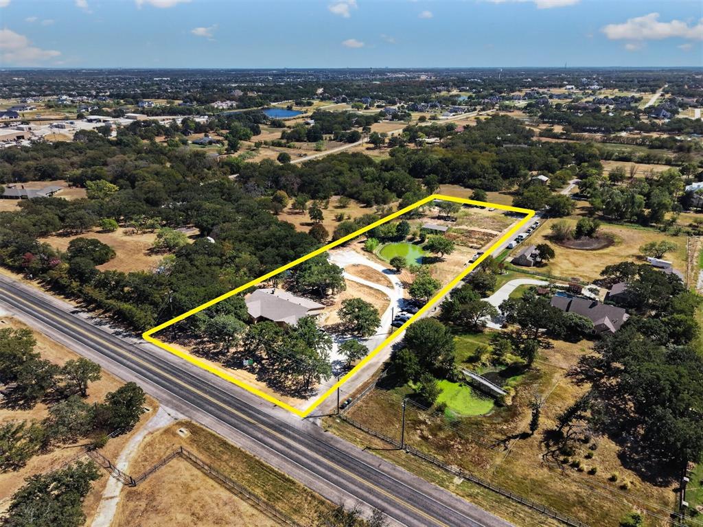 1712 Fm 407 Property Photo 4