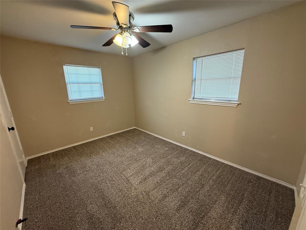 101 Donna Street Property Photo 5