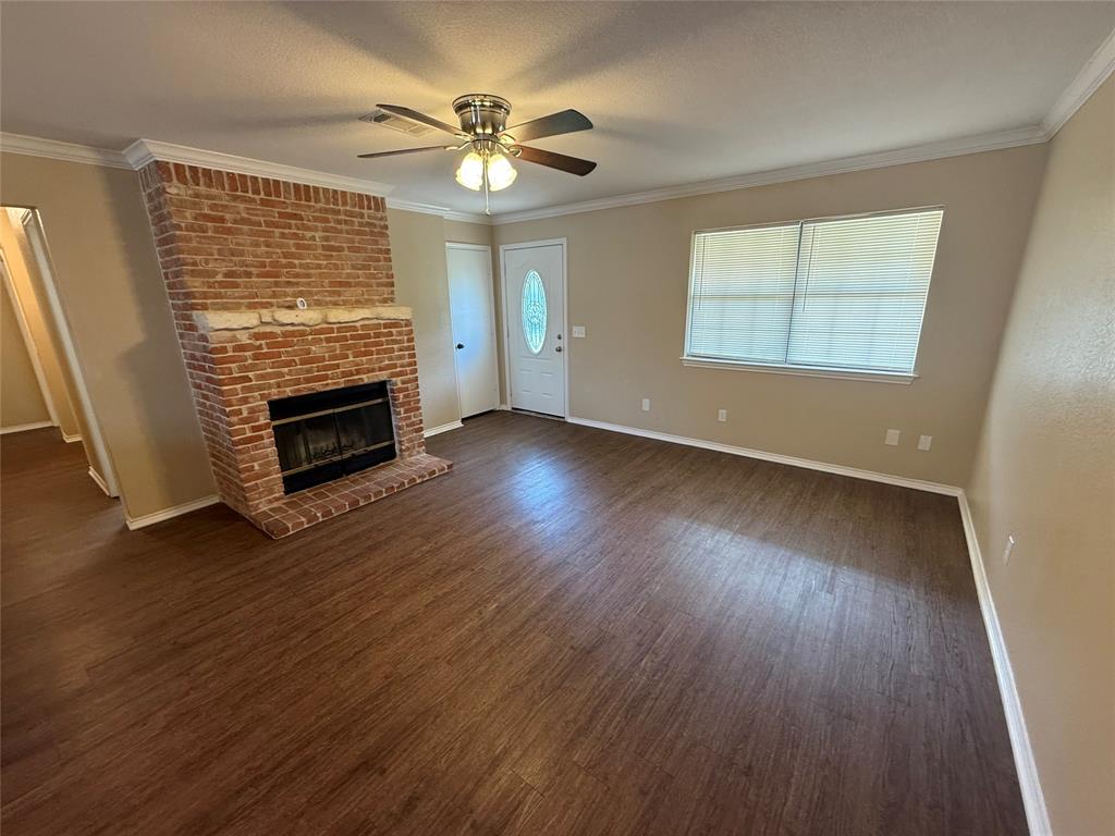 101 Donna Street Property Photo 9