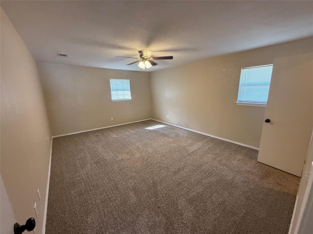 101 Donna Street Property Photo 12
