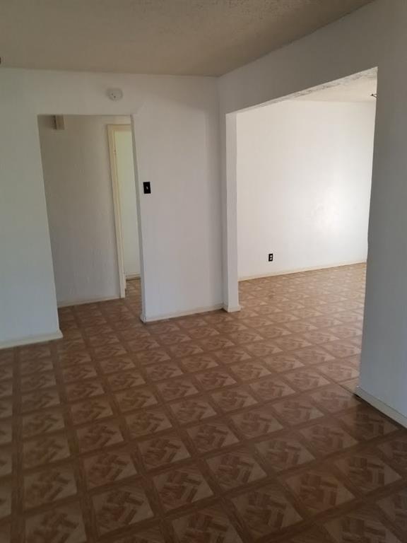 3261 Santiago Drive Property Photo 8