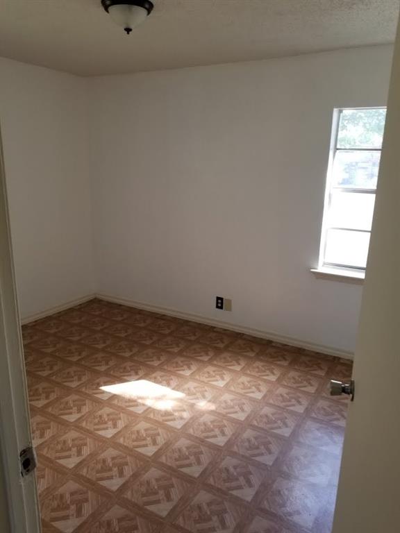 3261 Santiago Drive Property Photo 14