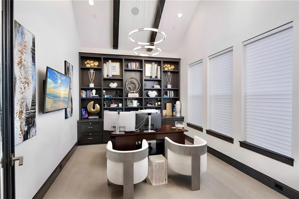 818 Brett Drive Property Photo 14