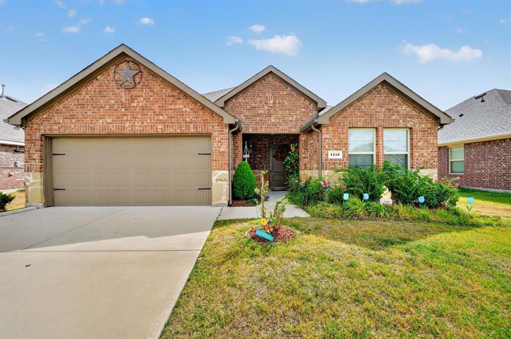 1415 Blossom Court Drive Property Photo 1