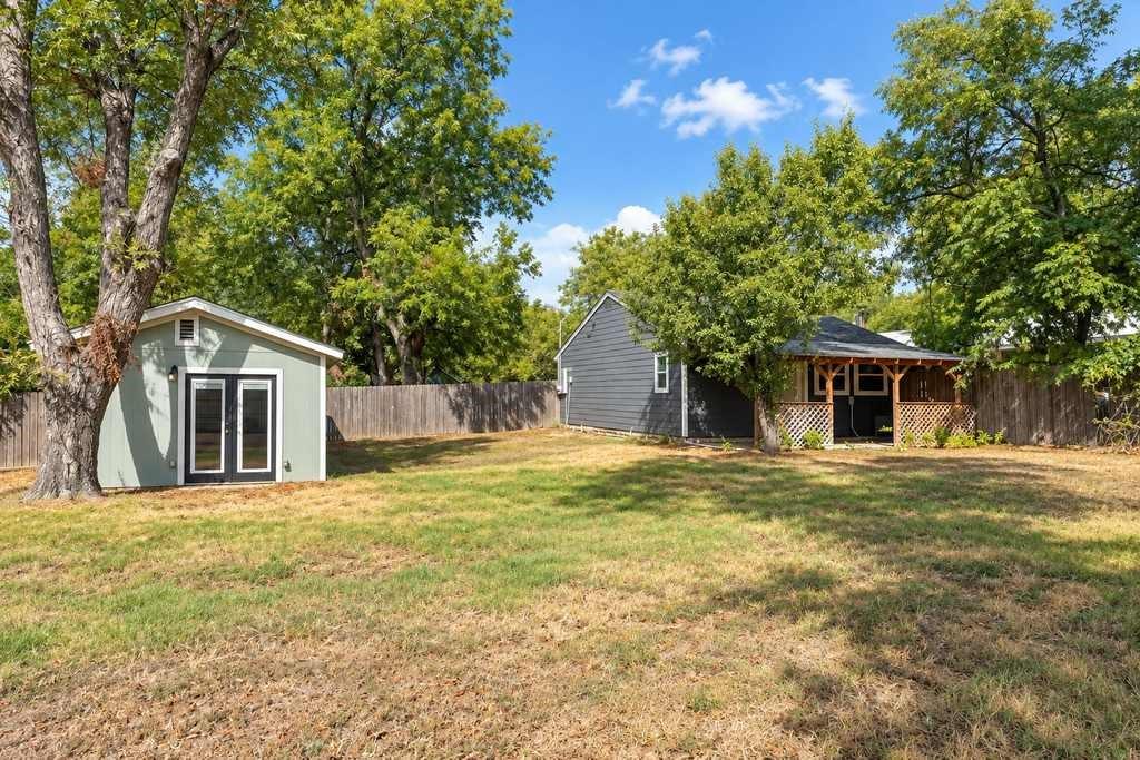 405 S 6th Street Property Photo 5