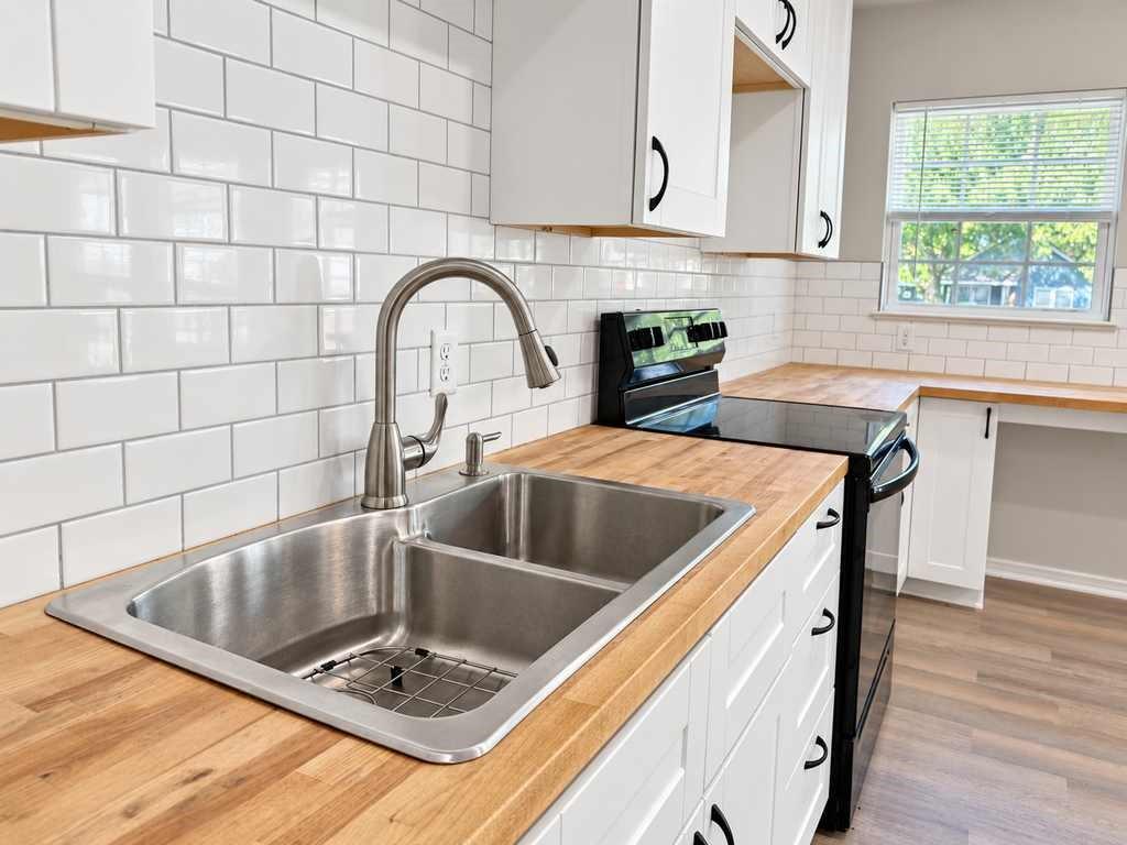 405 S 6th Street Property Photo 10