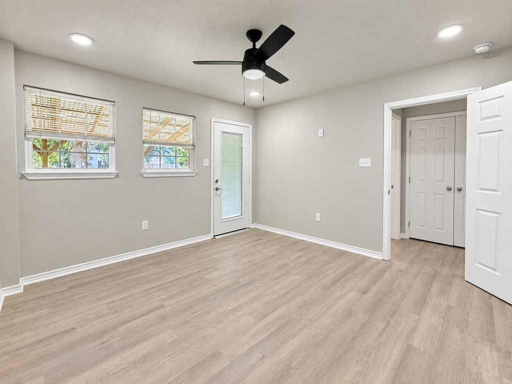 405 S 6th Street Property Photo 14