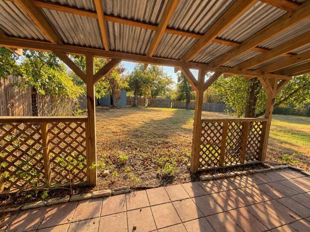 405 S 6th Street Property Photo 18