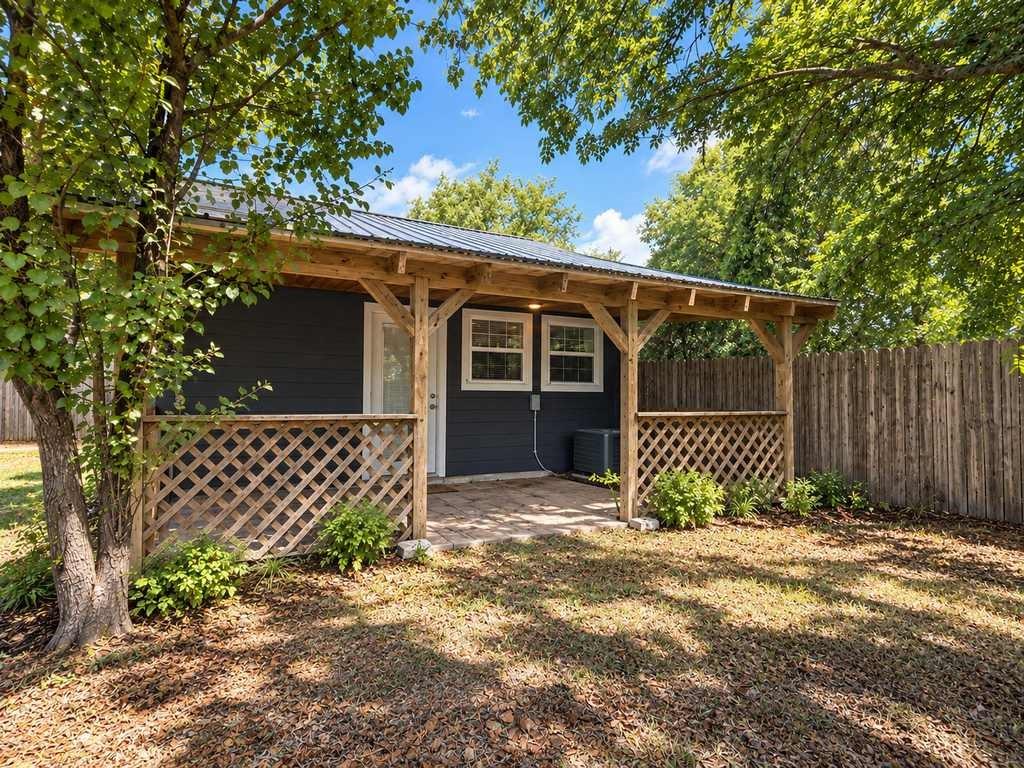 405 S 6th Street Property Photo 19