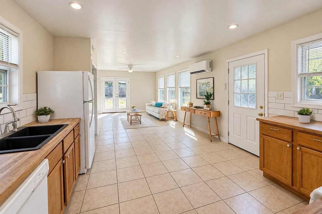 405 S 6th Street Property Photo 22