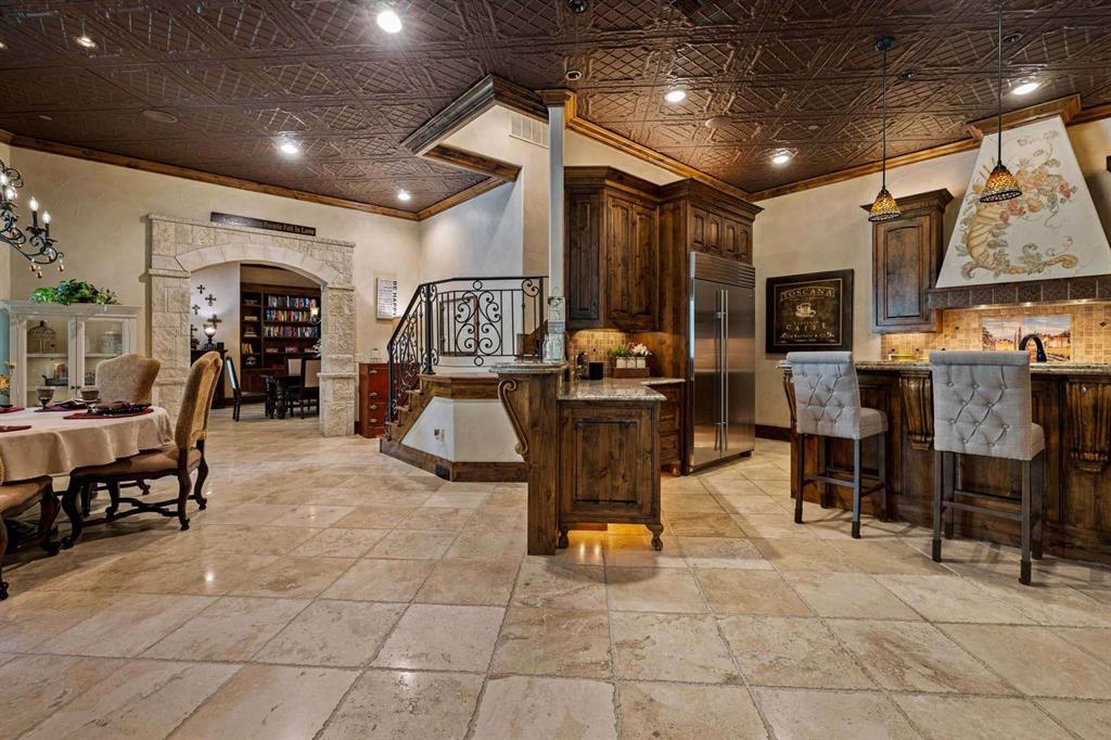2115 Paradise Ranch Trail Property Photo 11