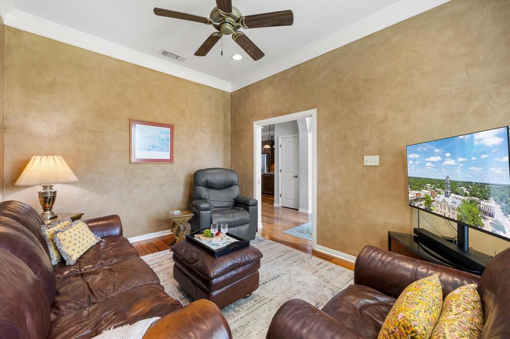1616 Crow Creek Drive Property Photo 10