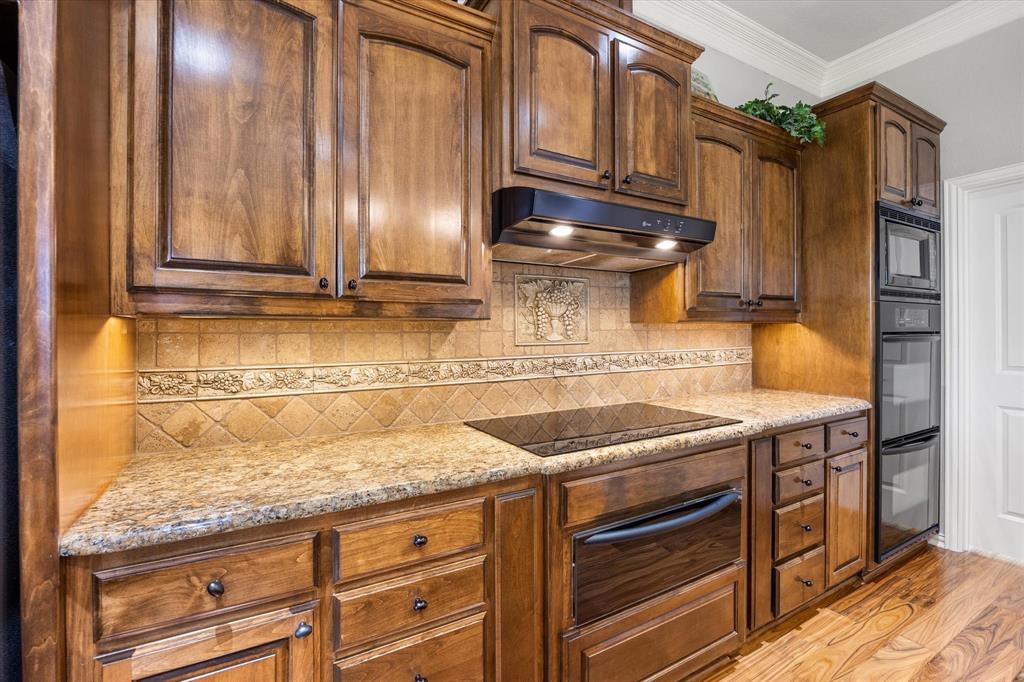 1616 Crow Creek Drive Property Photo 13