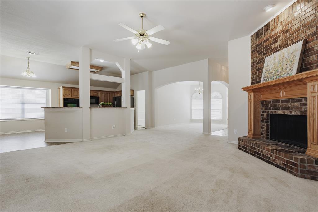 1606 Autumn Glen Court Property Photo 8