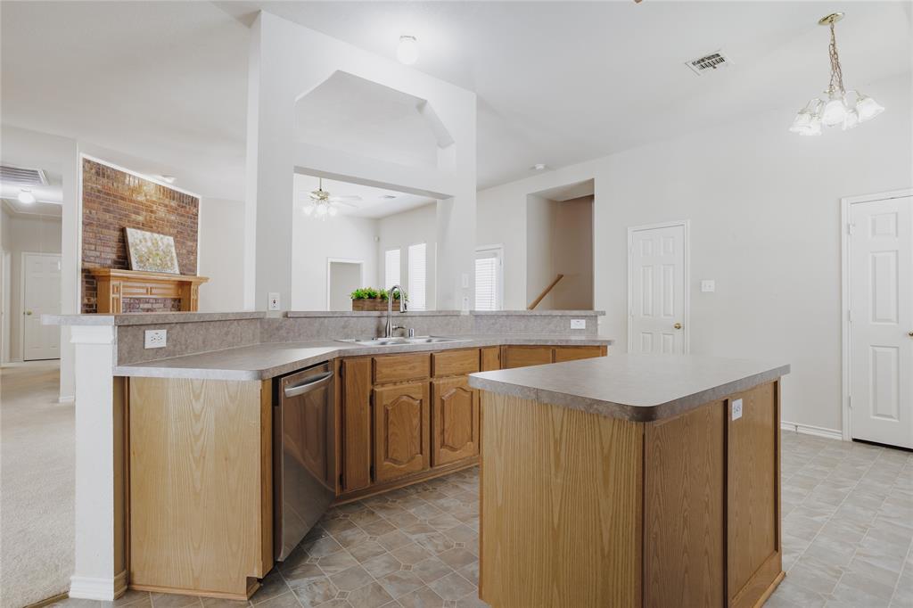 1606 Autumn Glen Court Property Photo 12