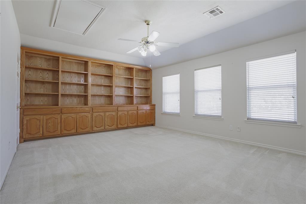1606 Autumn Glen Court Property Photo 14