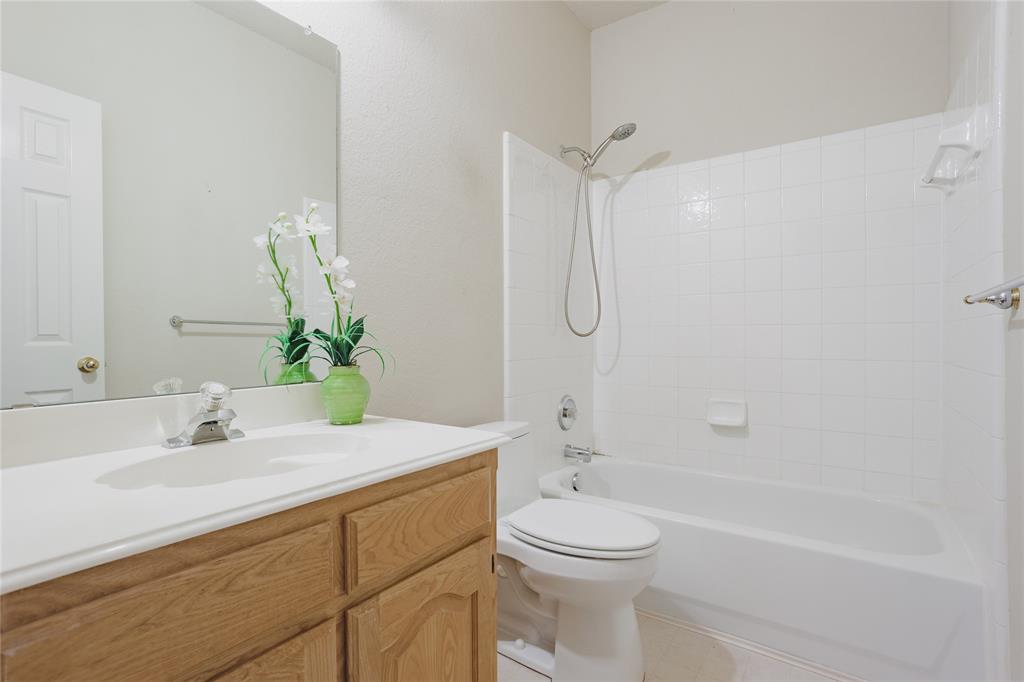 1606 Autumn Glen Court Property Photo 19
