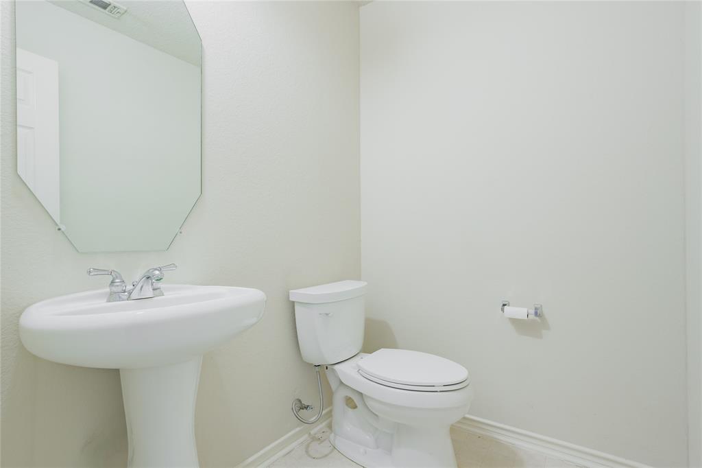 1606 Autumn Glen Court Property Photo 24
