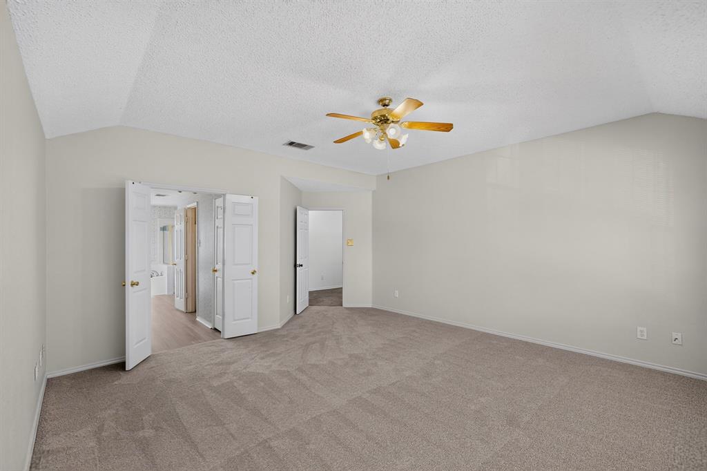 1533 Rustic Trail Property Photo 17