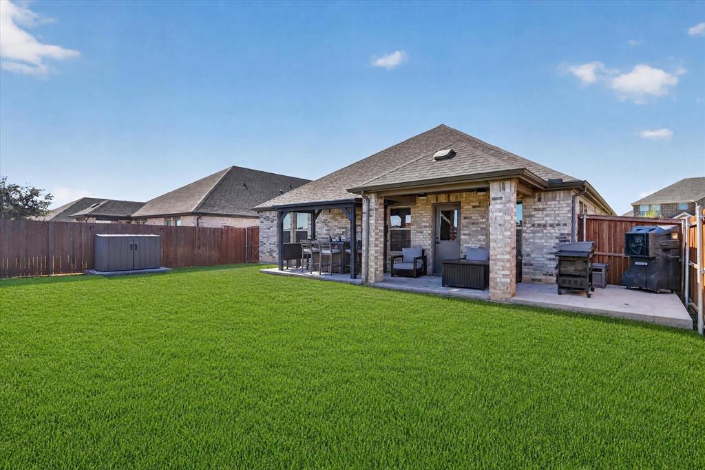 2128 Gill Star Drive Property Photo 4