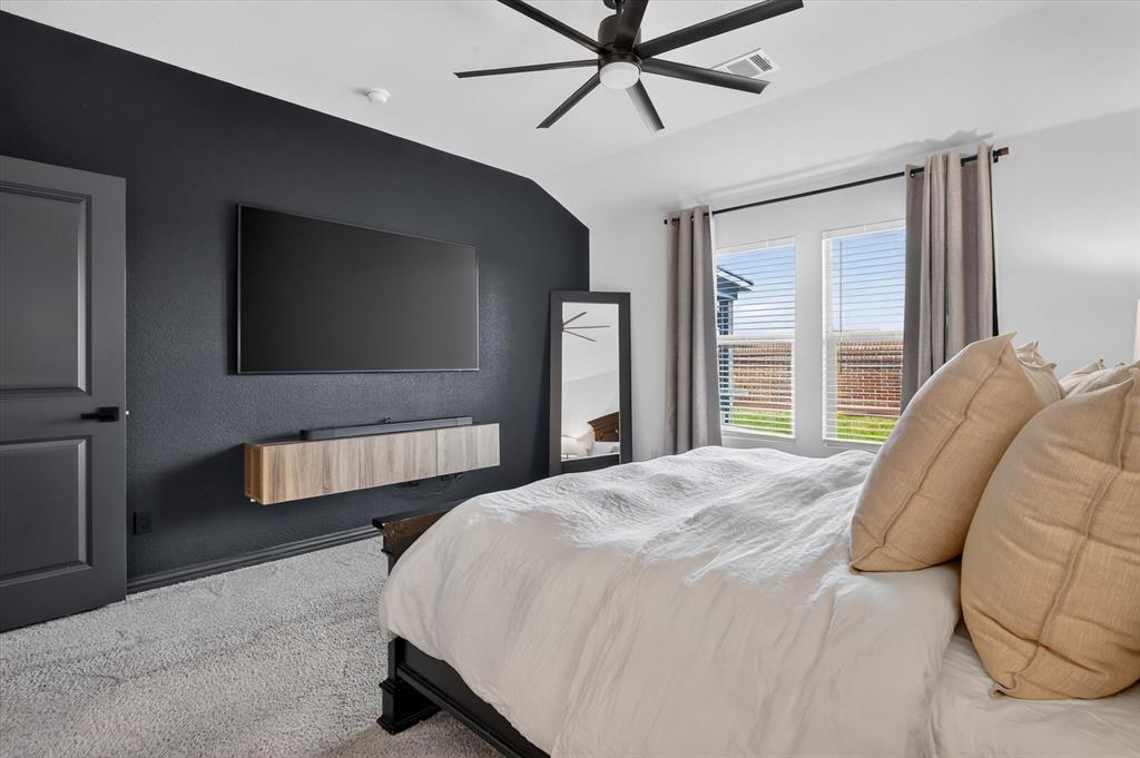2128 Gill Star Drive Property Photo 14