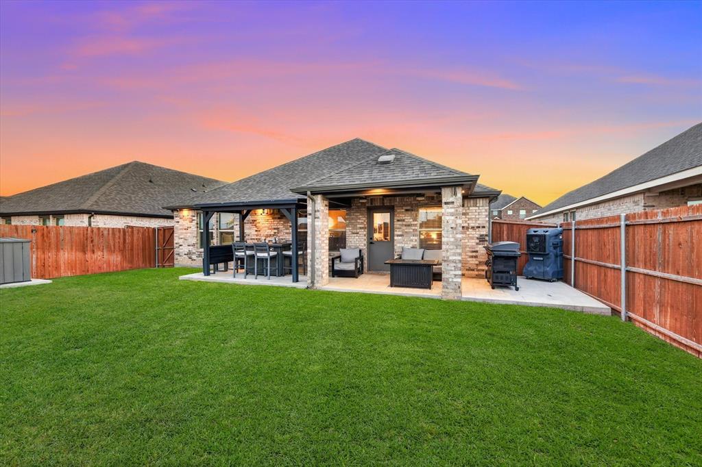 2128 Gill Star Drive Property Photo 31