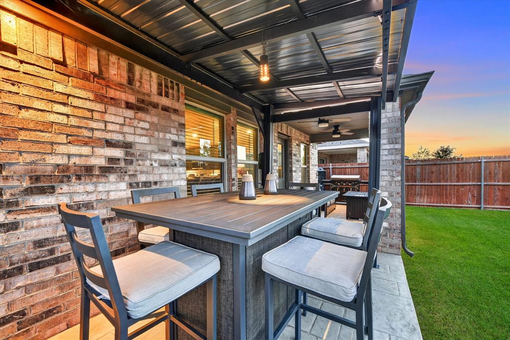 2128 Gill Star Drive Property Photo 32