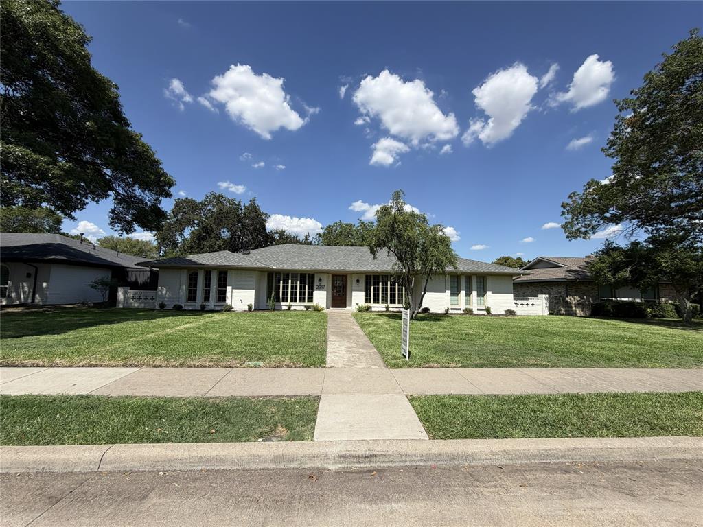 2917 Dartmouth Drive Property Photo 3