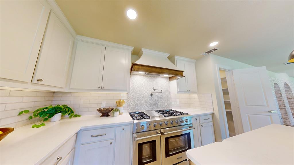 2917 Dartmouth Drive Property Photo 6
