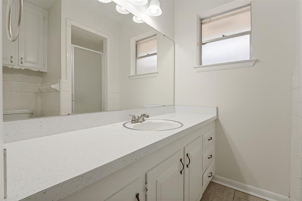 1713 Briardale Court Property Photo 14