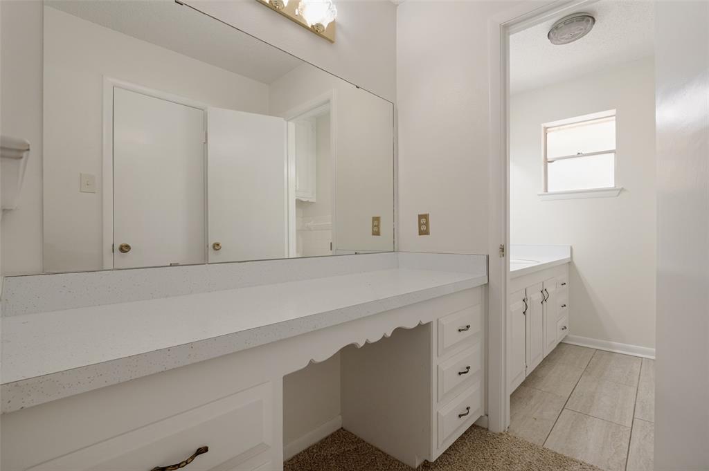 1713 Briardale Court Property Photo 15