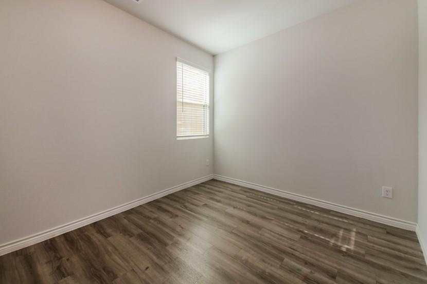1305 Mallard Cove Property Photo 14