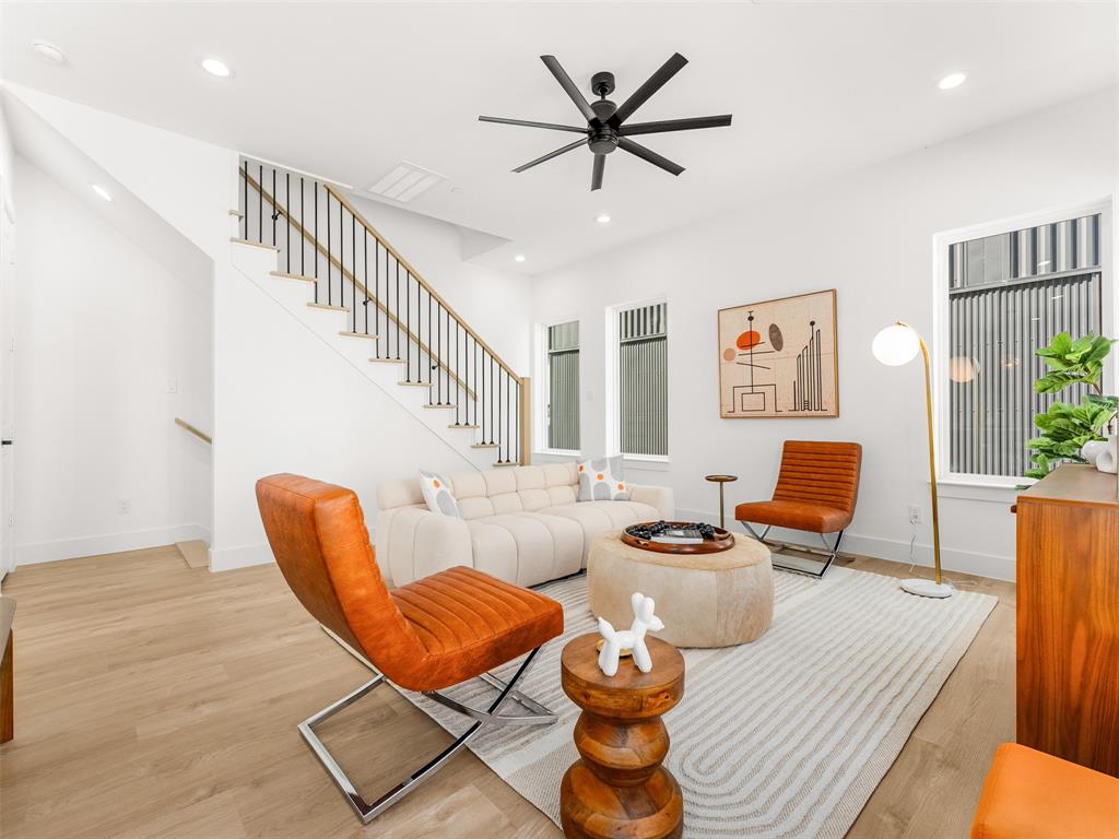 2015 N Prairie Avenue 206 Property Photo 8