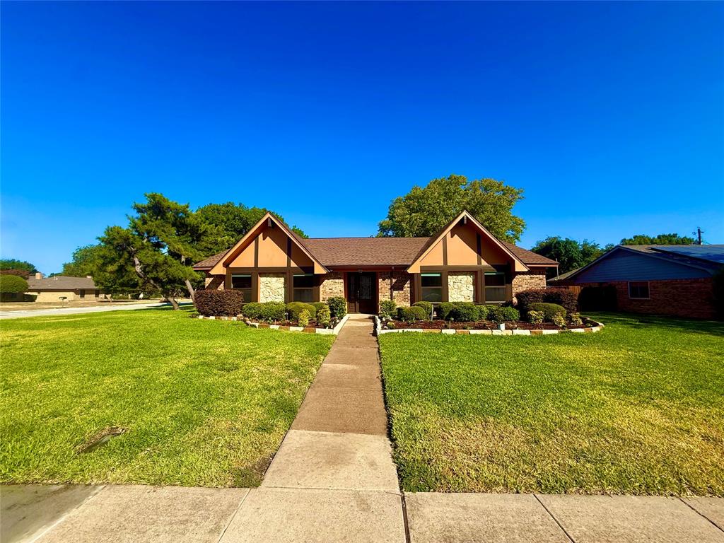 442 Valley Glen Drive Property Photo 1