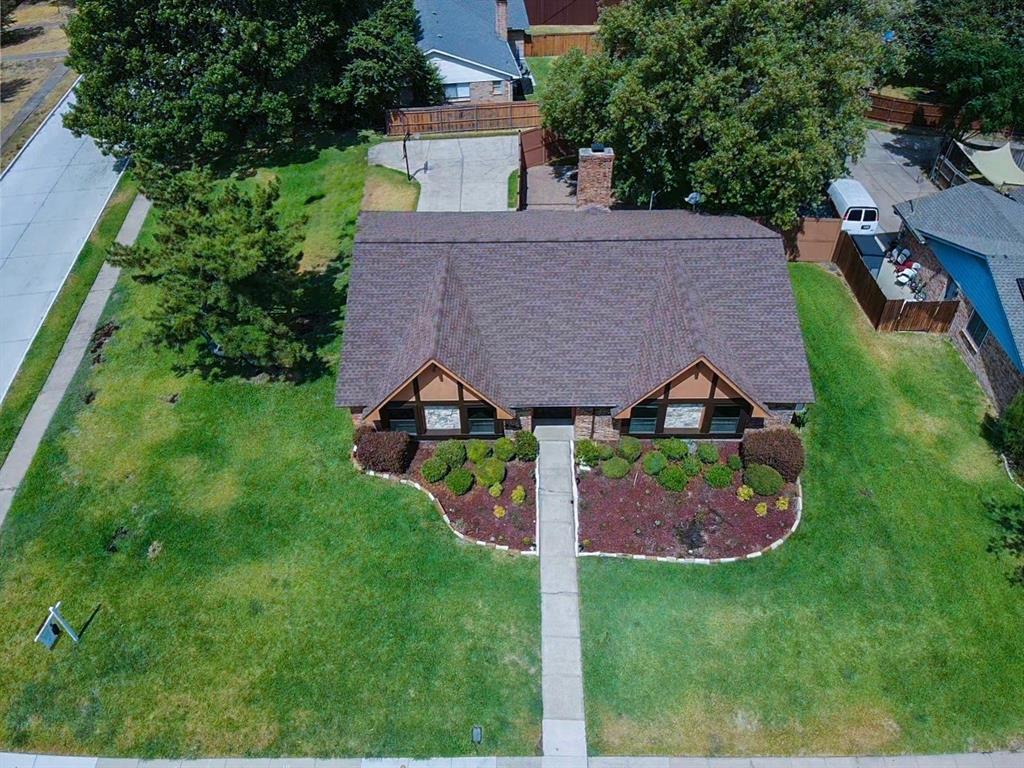 442 Valley Glen Drive Property Photo 2