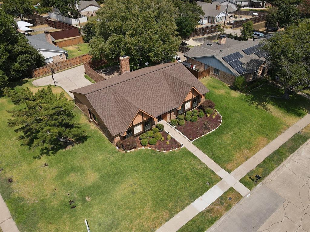 442 Valley Glen Drive Property Photo 5