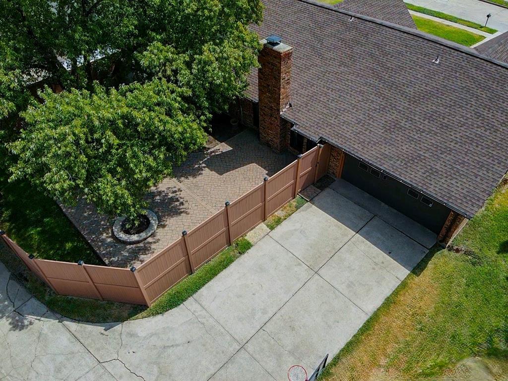 442 Valley Glen Drive Property Photo 28